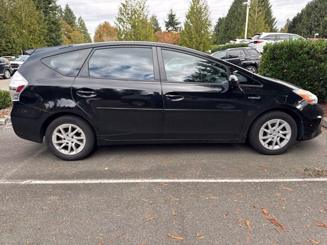 Used 2012 Toyota Prius V Two FWD image 3