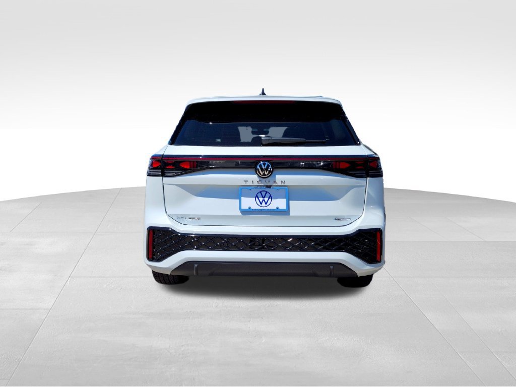 New 2026 Volkswagen Tiguan SEL R-Line AWD/4WD image 5