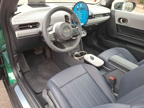 Certified 2025 MINI Cooper S image 11