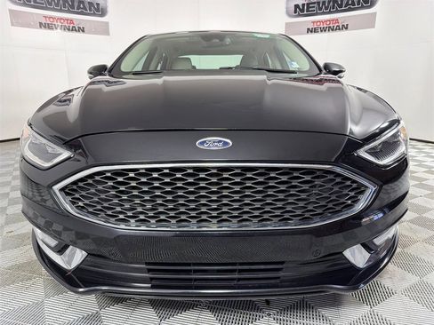 Used 2018 Ford Fusion Platinum image 10