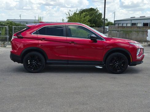 Used 2022 Mitsubishi Eclipse Cross LE AWD/4WD image 6