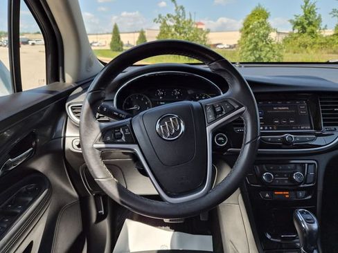 Used 2022 Buick Encore Preferred w/ Safety Package AWD/4WD image 18