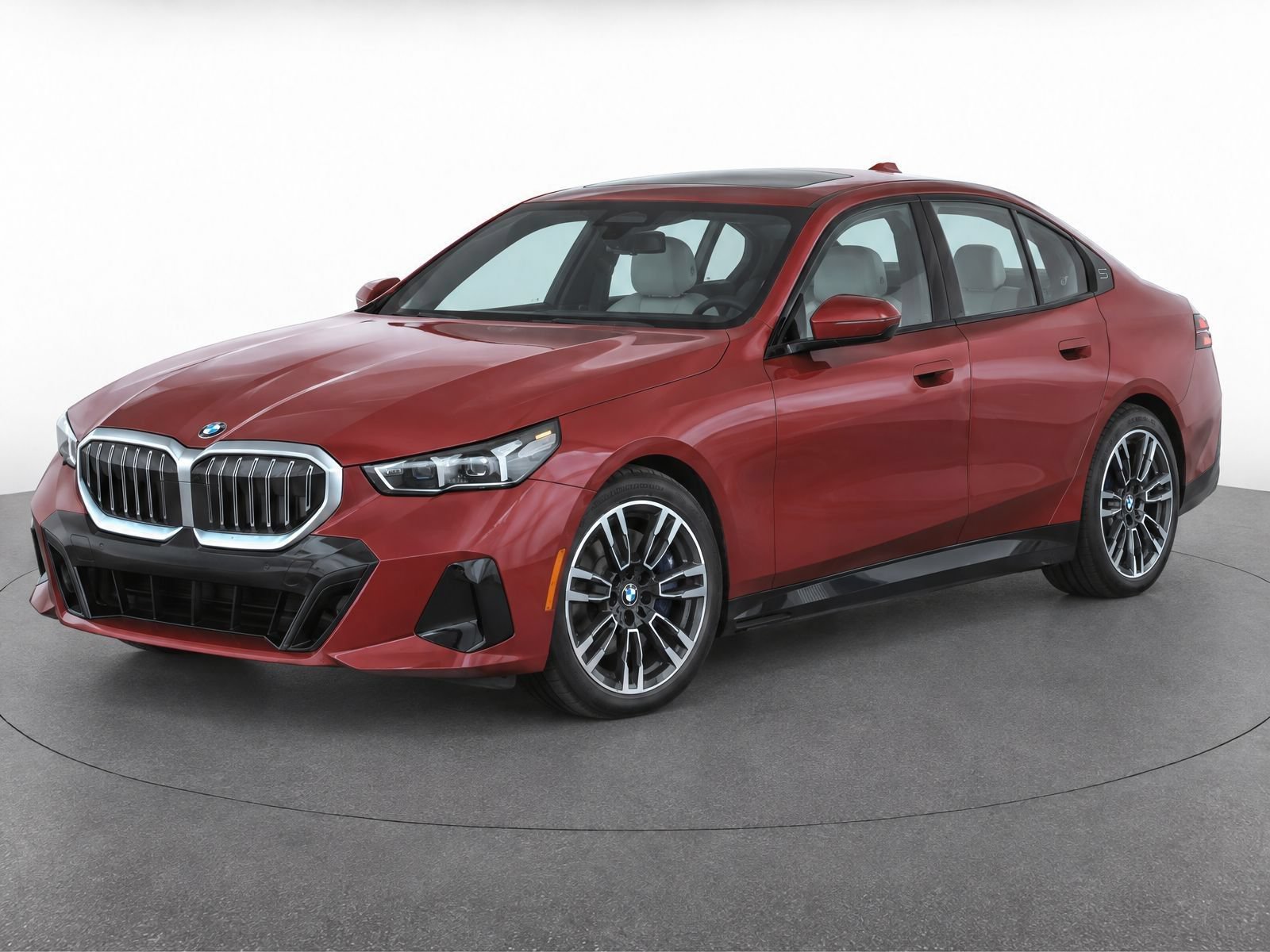 Used 2024 BMW 540i xDrive w/ Premium Package AWD/4WD image 2