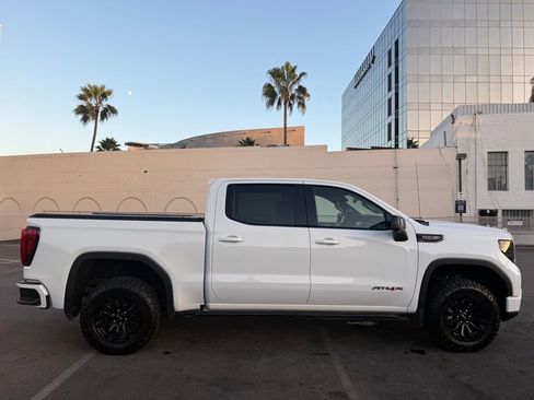 Used 2022 GMC Sierra 1500 AT4X image 7