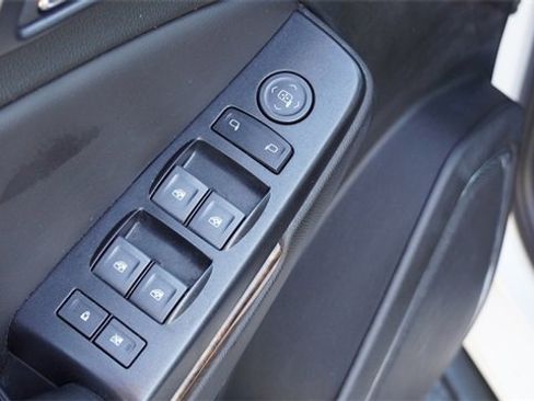 Used 2020 Chevrolet Tahoe LS image 20