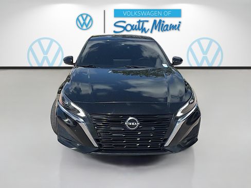 Used 2023 Nissan Altima 2.5 SL FWD image 2