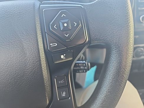 Used 2022 Toyota Tacoma SR image 15