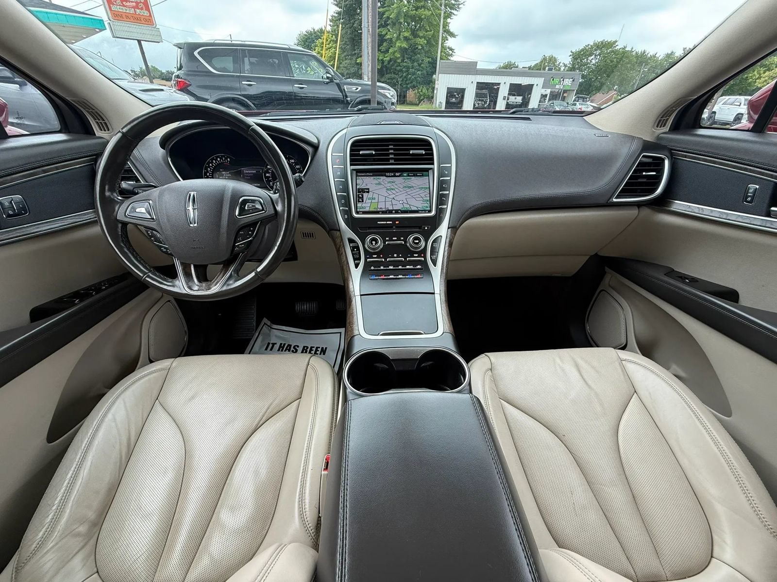 Used 2016 Lincoln MKX Reserve w/ Technology Package AWD/4WD image 34