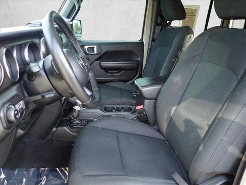 Used 2020 Jeep Gladiator Sport w/ Quick Order Package 24S AWD/4WD image 10