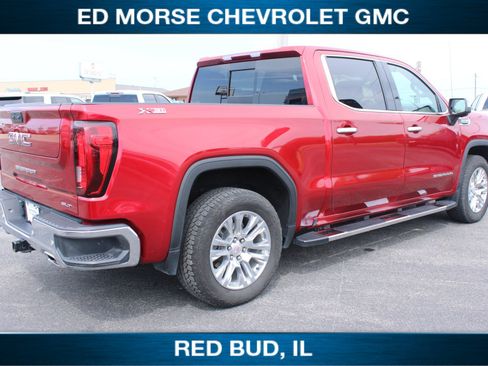 Used 2022 GMC Sierra 1500 SLT w/ SLT Premium Plus Package AWD/4WD image 5