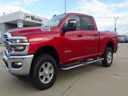 Used 2026 RAM 2500 Big Horn AWD/4WD image 1