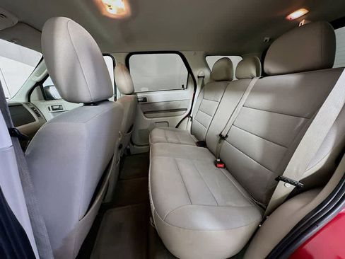 Used 2011 Ford Escape XLT image 13