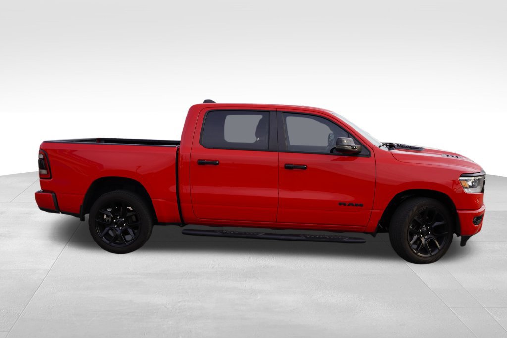 Used 2024 RAM 1500 Laramie AWD/4WD image 2