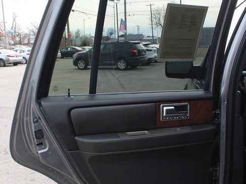 Used 2013 Lincoln Navigator 4WD w/ HD Trailer Tow Pkg image 15