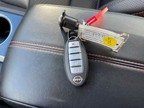 Used 2025 Nissan Altima 2.5 SR image 22