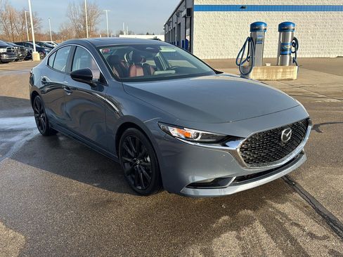 Used 2025 MAZDA MAZDA3 s image 7