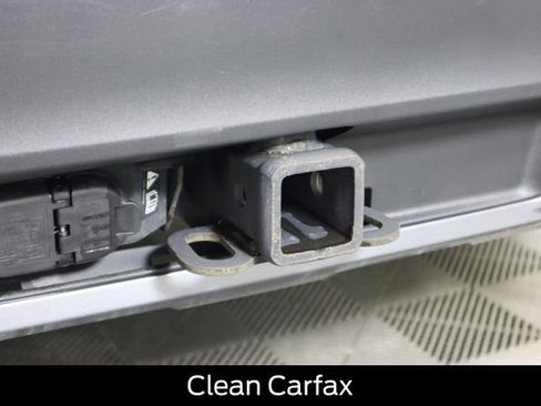 Used 2023 Ford Explorer XLT w/ Equipment Group 202A image 7