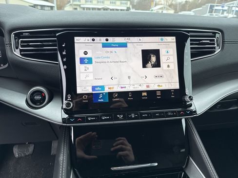 New 2026 Jeep Grand Wagoneer Limited w/ Premium Group II image 13