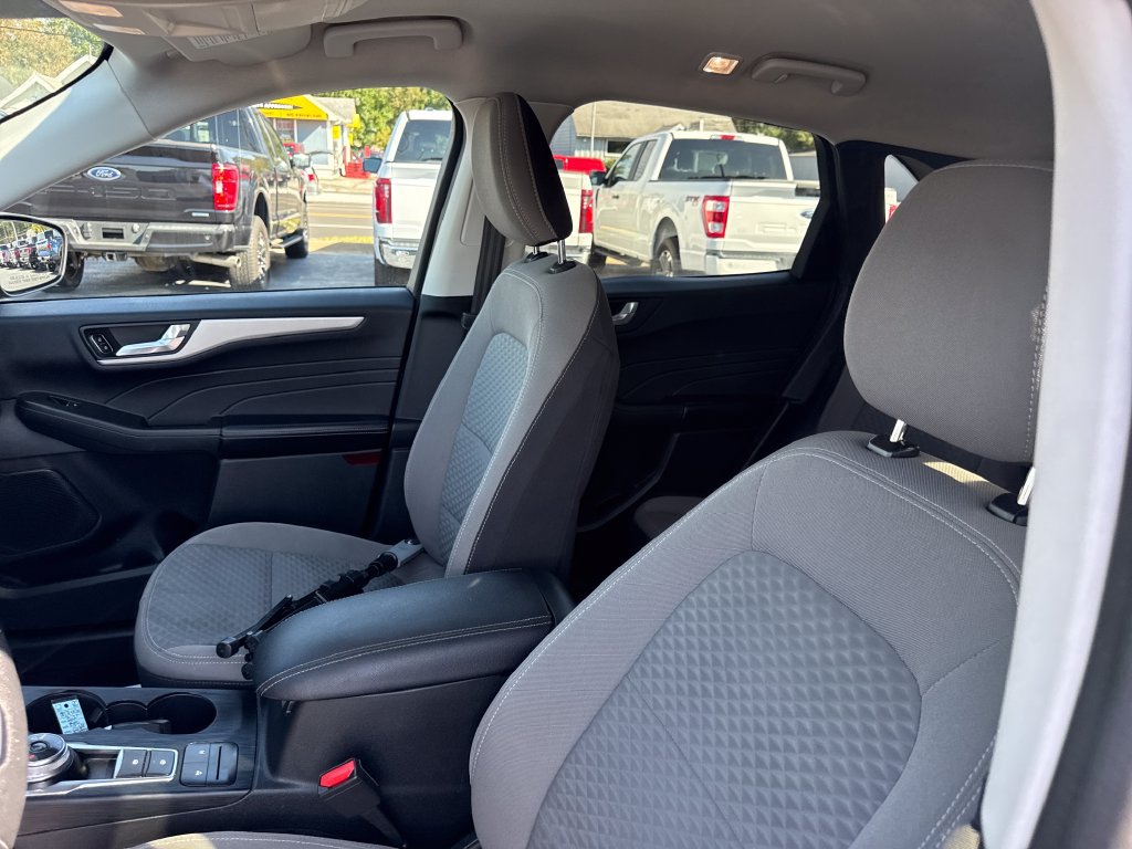 Used 2021 Ford Escape SE w/ Convenience Package AWD/4WD image 24