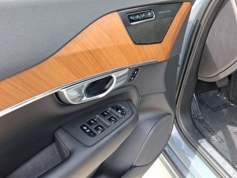 Used 2023 Volvo XC90 B5 Plus w/ Protection Package Premier AWD/4WD image 16