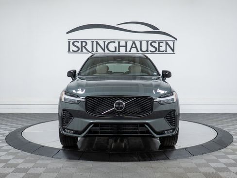 New 2026 Volvo XC60 B5 Plus w/ Climate Package image 2
