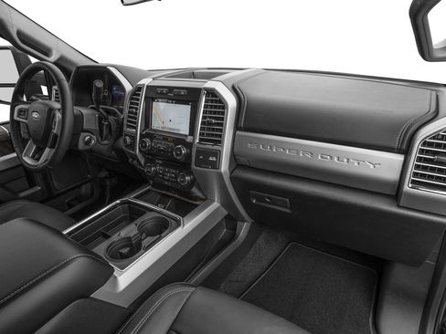 Used 2017 Ford F250 Lariat w/ Lariat Ultimate Package AWD/4WD image 59