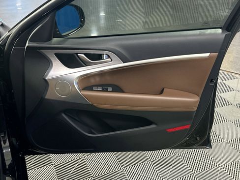 Used 2021 Genesis G70 3.3T image 40