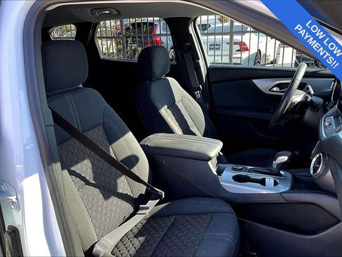 Used 2021 Chevrolet Blazer LT image 11