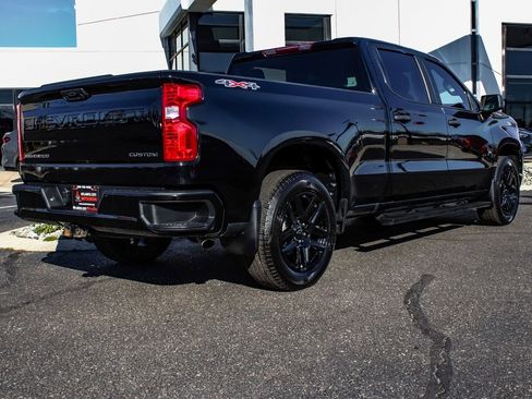 Used 2023 Chevrolet Silverado 1500 Custom image 6