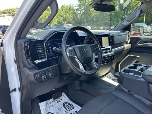 Certified 2023 Chevrolet Silverado 1500 RST AWD/4WD image 21