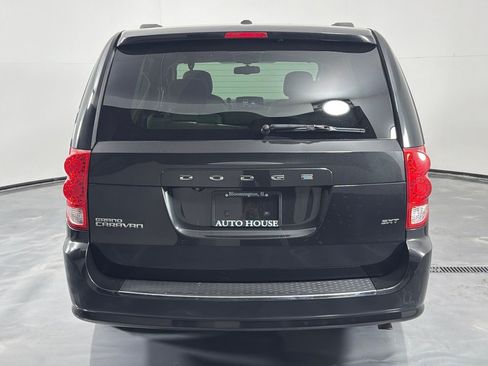 Used 2014 Dodge Grand Caravan SXT w/ UConnect Hands-Free Group FWD image 6