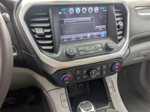 Used 2018 GMC Acadia SLT image 26