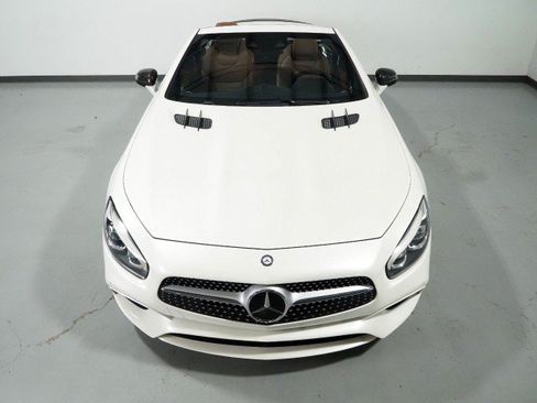 Used 2017 Mercedes-Benz SL 550 image 19