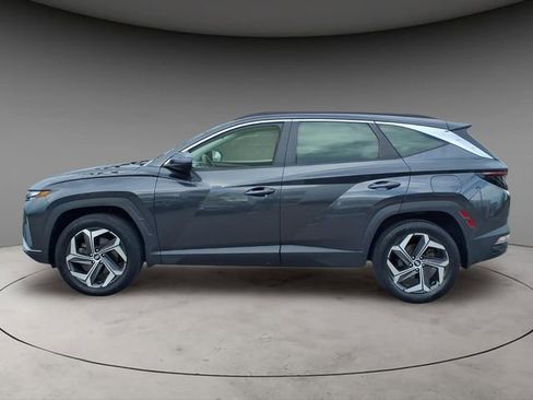 Used 2023 Hyundai Tucson SEL w/ Convenience Package image 2