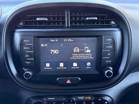 Used 2020 Kia Soul S image 20