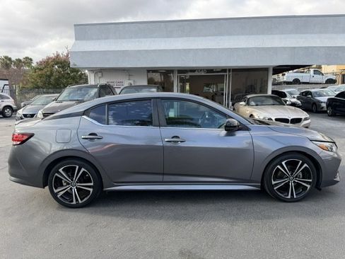 Used 2020 Nissan Sentra SR FWD image 1