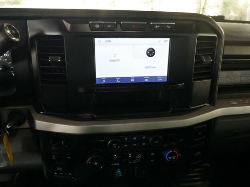 Used 2023 Ford F250 XL w/ 360-Degree Camera Package image 17