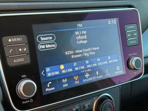 Used 2023 Nissan Leaf S image 15