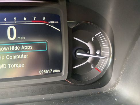 Used 2022 Honda Passport TrailSport image 2