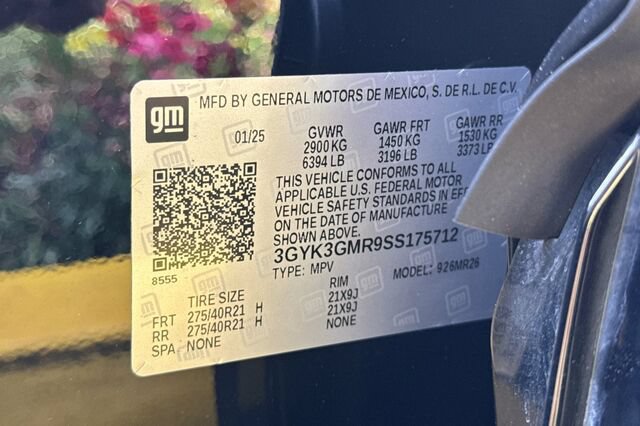 Certified 2025 Cadillac Optiq Sport 2 w/ LPO, ONYX Package AWD/4WD image 28