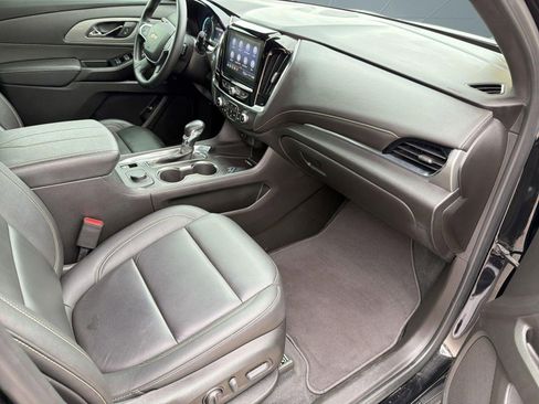 Certified 2023 Chevrolet Traverse LT FWD image 31