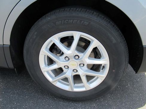 Certified 2023 Chevrolet Equinox LT image 12