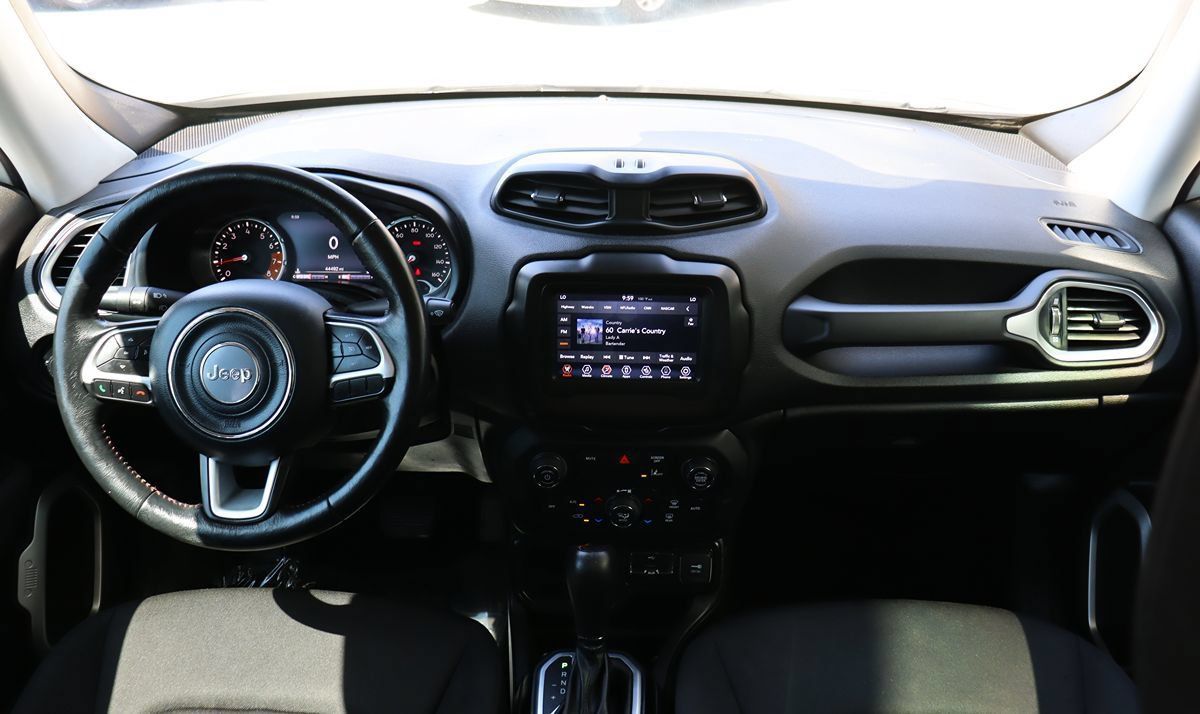 Used 2021 Jeep Renegade Latitude w/ Convenience Group FWD image 32