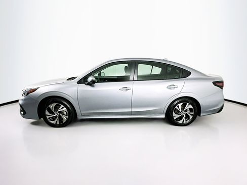 Used 2025 Subaru Legacy Premium image 4