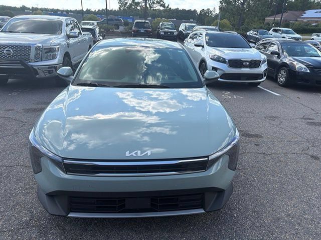Certified 2025 Kia K4 EX FWD image 9
