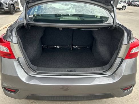 Used 2019 Nissan Sentra SV FWD image 24