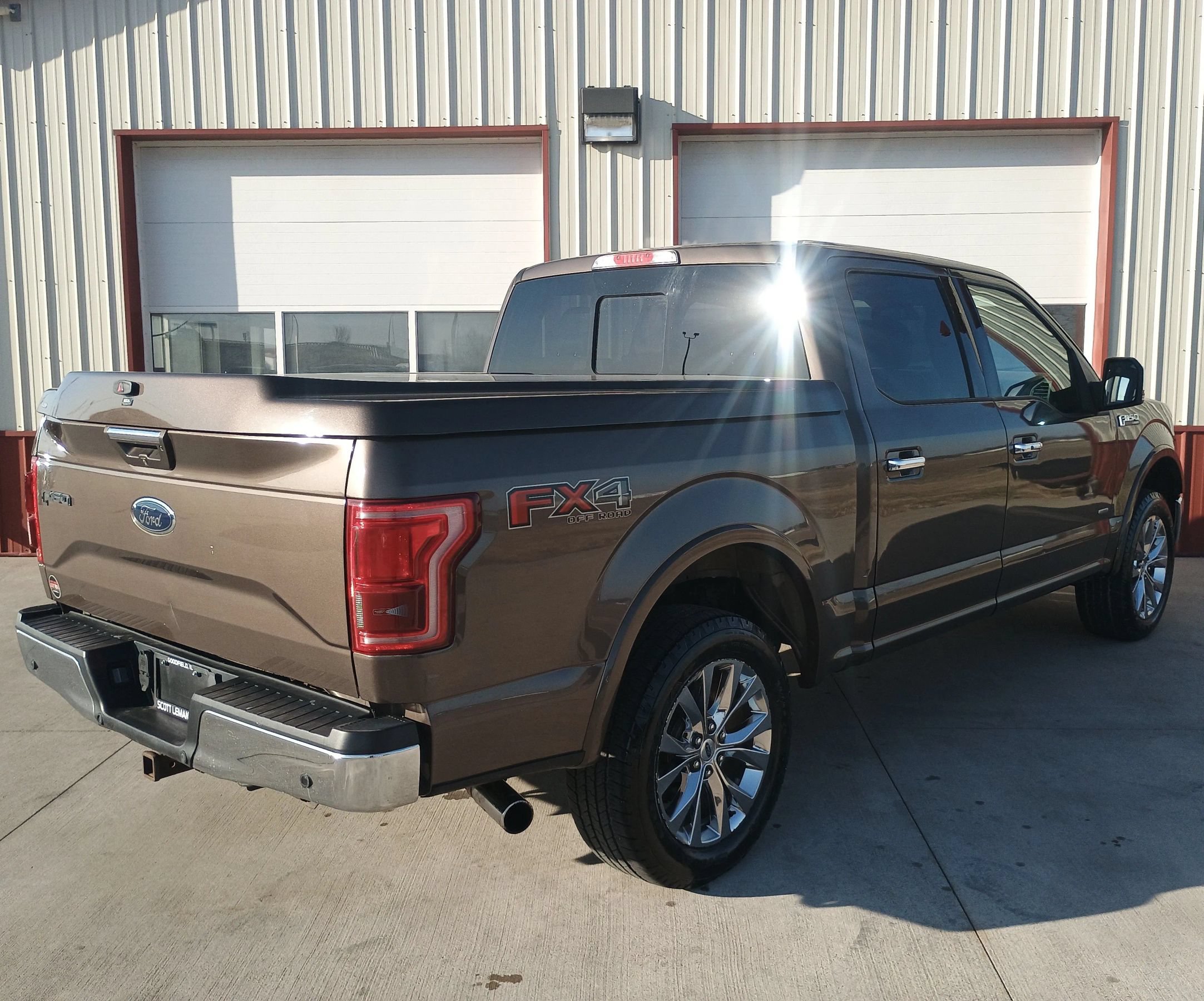 Used 2015 Ford F150 Lariat w/ Equipment Group 502A Luxury AWD/4WD image 28