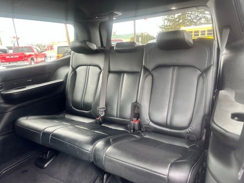 Used 2022 Jeep Wagoneer Series III image 28