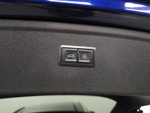 Used 2019 Audi Q5 2.0T Premium Plus w/ Premium Plus Package AWD/4WD image 8