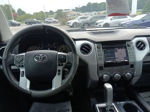 Used 2019 Toyota Tundra SR5 w/ SR5 Upgrade Package RWD image 26